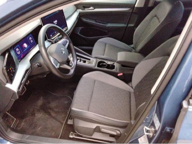 Volkswagen Golf 1.5 eTSI DSG Variant