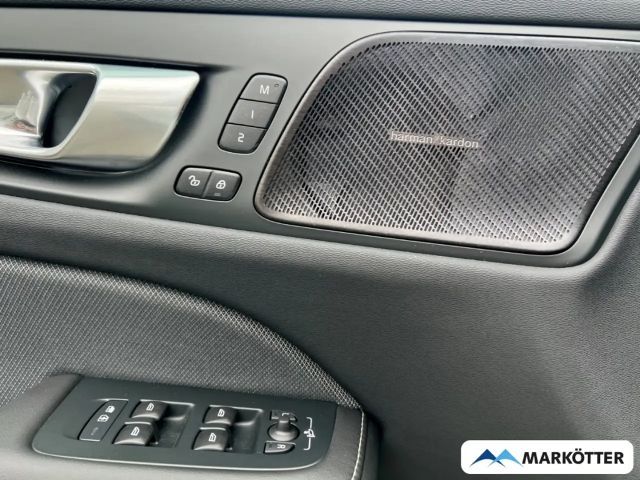 Volvo V60 AWD Dark Hybrid Plus T6