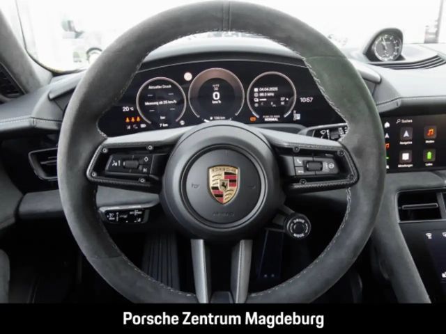 Porsche Taycan GTS Sport Turismo