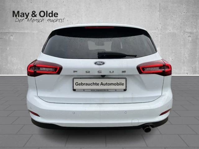 Ford Focus Titanium Wagon