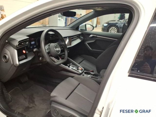 Audi A3 35 TDI S-Line S-Tronic Sedan