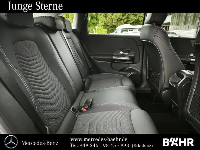 Mercedes-Benz B 180 Progressive Sedan