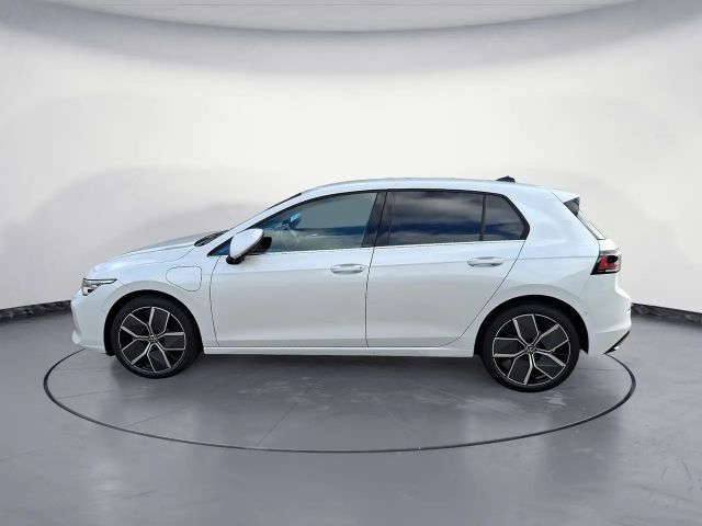 Volkswagen Golf DSG Style eHybrid