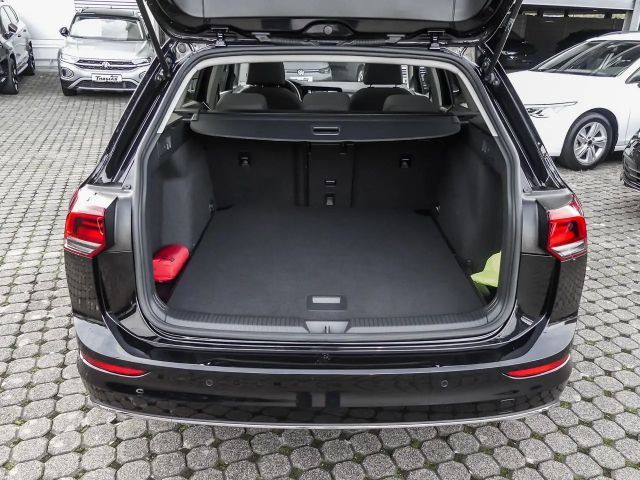 Volkswagen Golf 1.5 TSI Style Variant