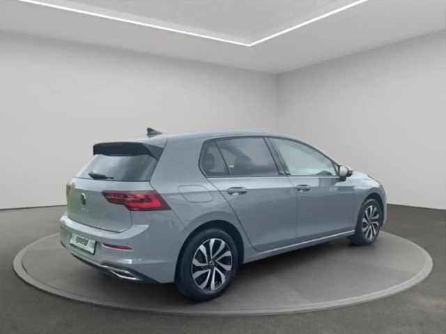 Volkswagen Golf 1.5 TSI Golf VIII Pro