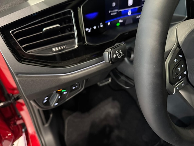 Volkswagen Polo 1.0 TSI DSG R-Line