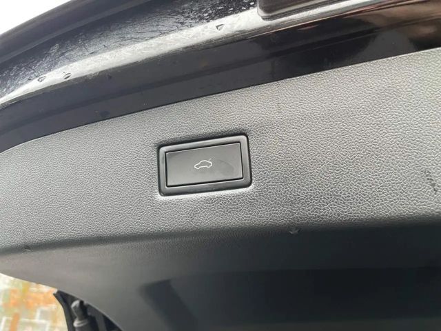 Ford Explorer Extended range Premium RWD