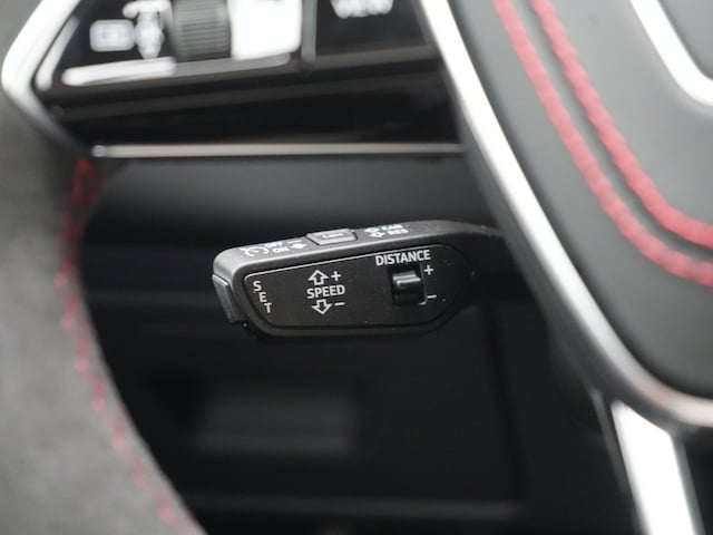 Audi A6 e-tron Avant Performance Quattro