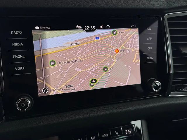 Skoda Kodiaq 2,0 TDI 7 Sitze DSG *Kamera*ACC*Virtual*LED*