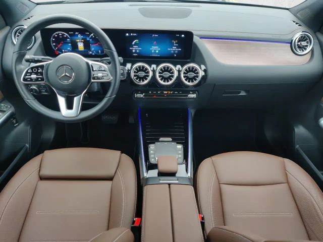 Mercedes-Benz GLA 250 4MATIC Progressive