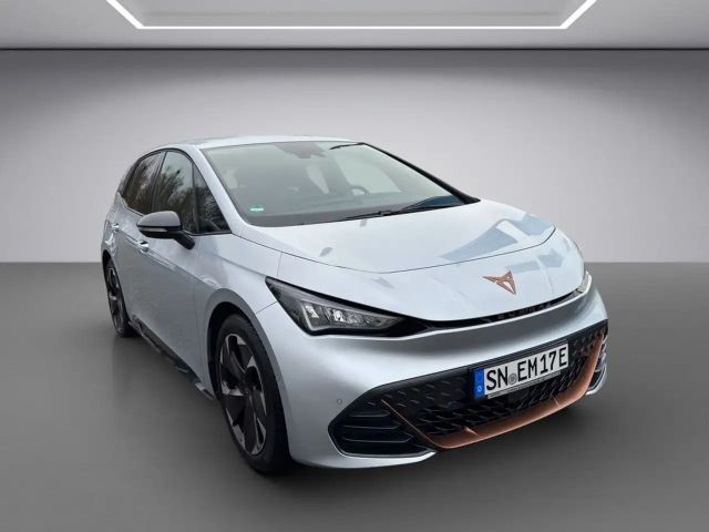 Cupra Born PDC SHZ KAMERA NAVI ACC AKTIVSITZE LED 360°