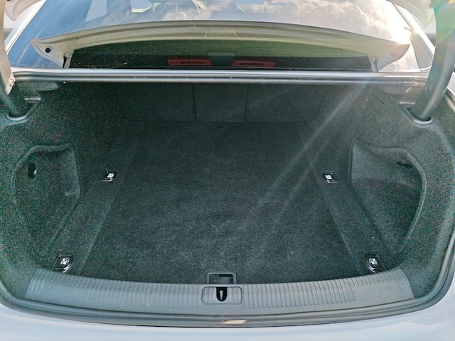 Audi A4 40 TDI S-Tronic Sedan