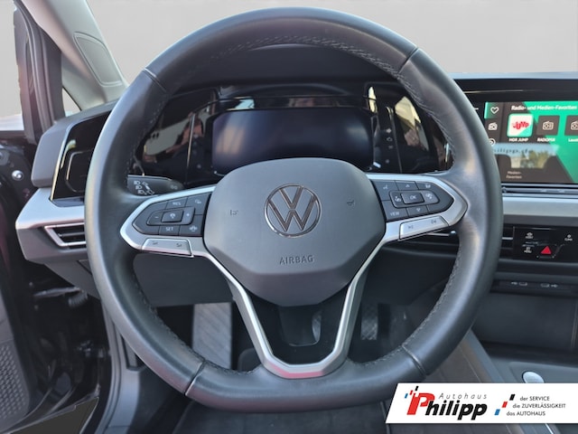 Volkswagen Golf 1.0 TSI Life Variant