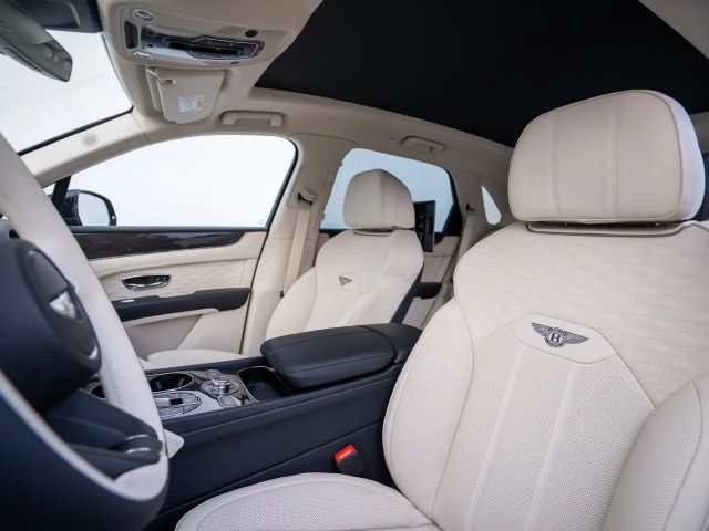 Bentley Bentayga Speed / Akrapovic Titan Auspuffanlage