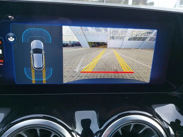 Mercedes-Benz EQA 300 4MATIC AMG Line