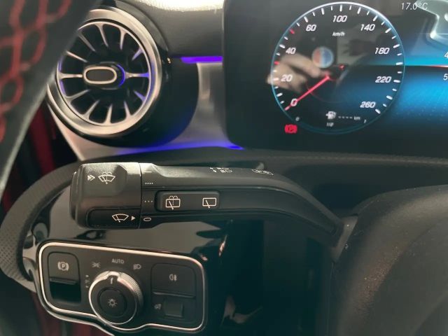 Mercedes-Benz A 180 Hatchback