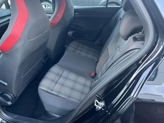 Volkswagen Golf DSG GTI Golf VIII Style