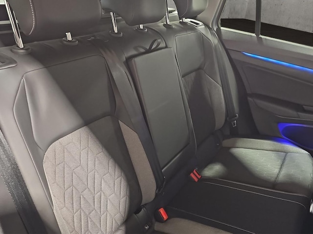 Volkswagen Golf 1.5 TSI Variant