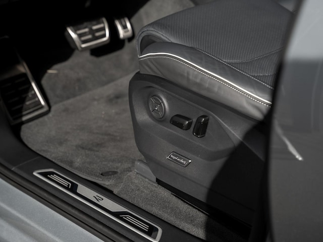 Volkswagen Touareg 3.0 l V6 TDI 4M Massage Pano