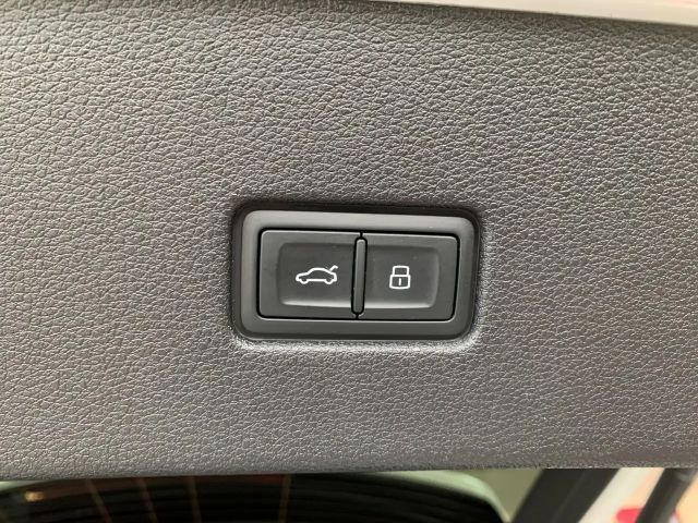 Audi RS Q8 Performance Quattro