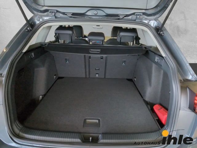 Volkswagen Golf DSG Golf VIII Style Variant