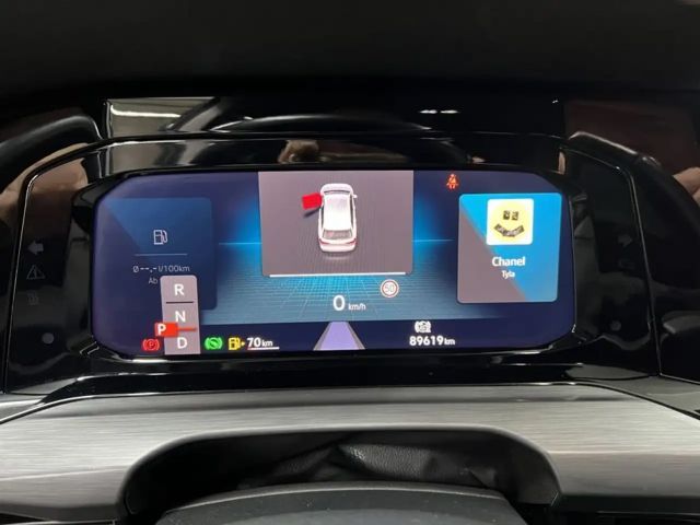 Volkswagen Golf 2.0 TDI DSG Style Variant