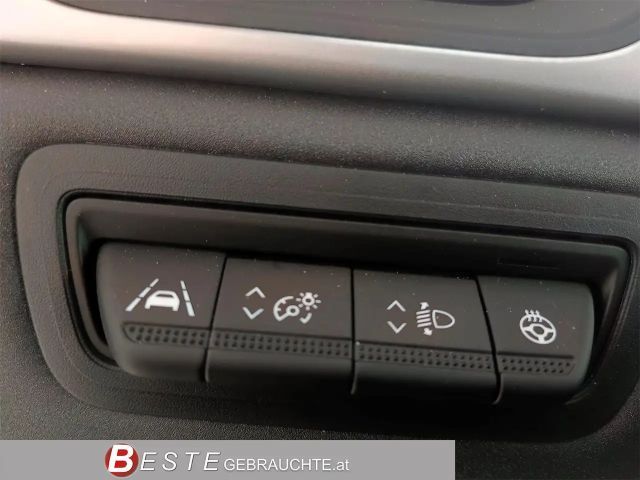 Mitsubishi ASX Invite