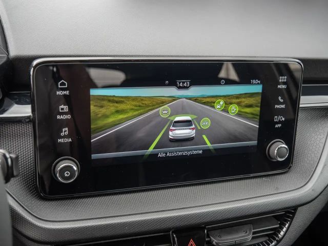 Skoda Fabia 1.0 Essence KLIMA PDC SITZHEIZUNG LED