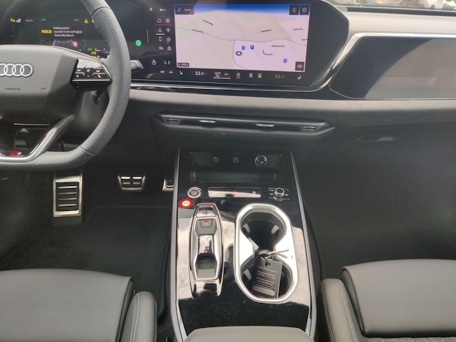 Audi A6 Avant Quattro S-Tronic