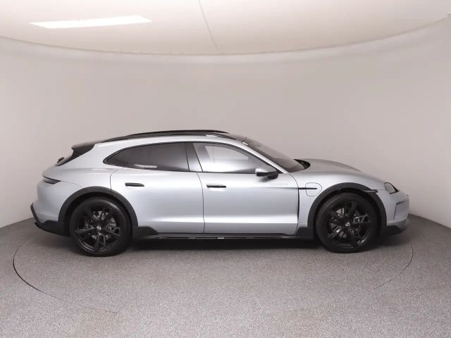 Porsche Taycan 4 Cross Turismo