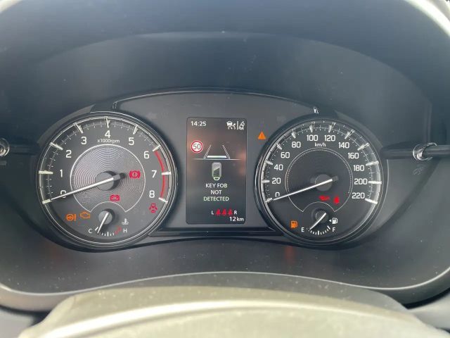 Suzuki S-Cross Hybrid