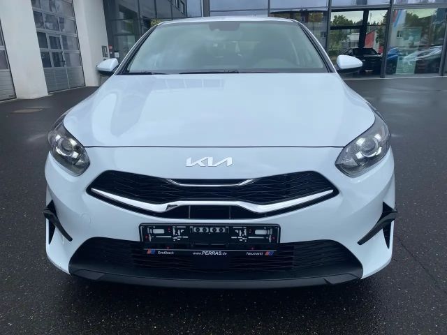 Kia Ceed CRDi Vision