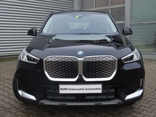 BMW iX1 xDrive30