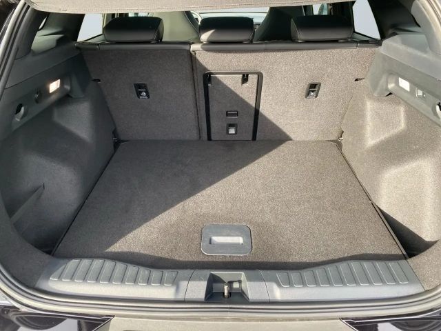 Ford Explorer Premium RWD