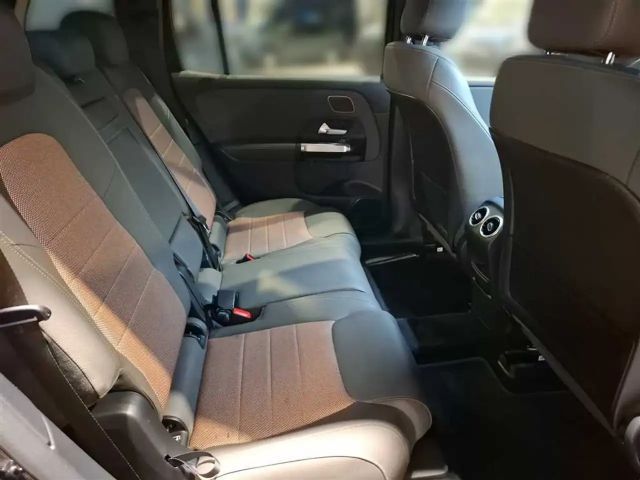 Mercedes-Benz EQB 300 4MATIC