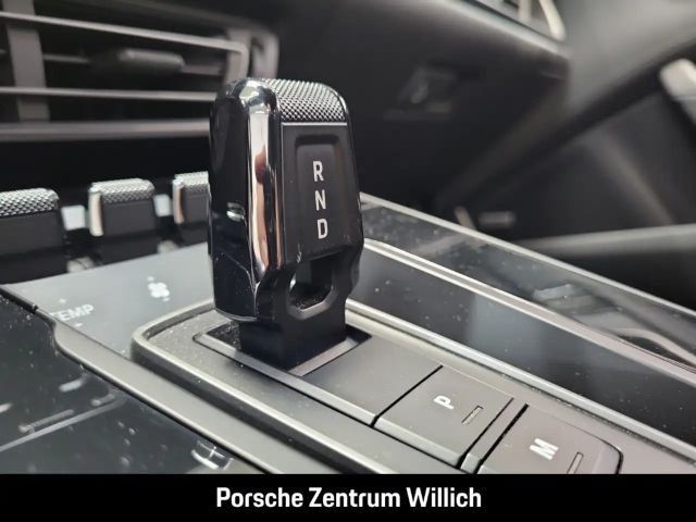 Porsche 992 Carrera Coupé