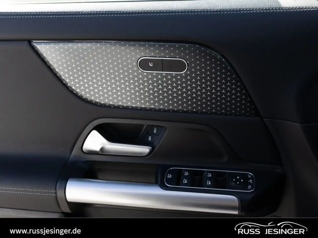 Mercedes-Benz GLA 180 Progressive