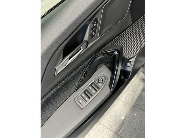 BMW iX1 20 eDrive ''Virtual Cockpit, Rückfahrkamera''