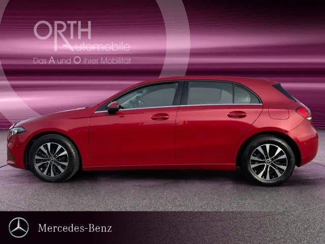 Mercedes-Benz A 180 A 180 d