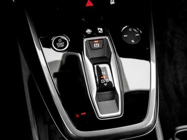 Audi Q4 e-tron SUV 45 e-tron Audi Q4 e-tron