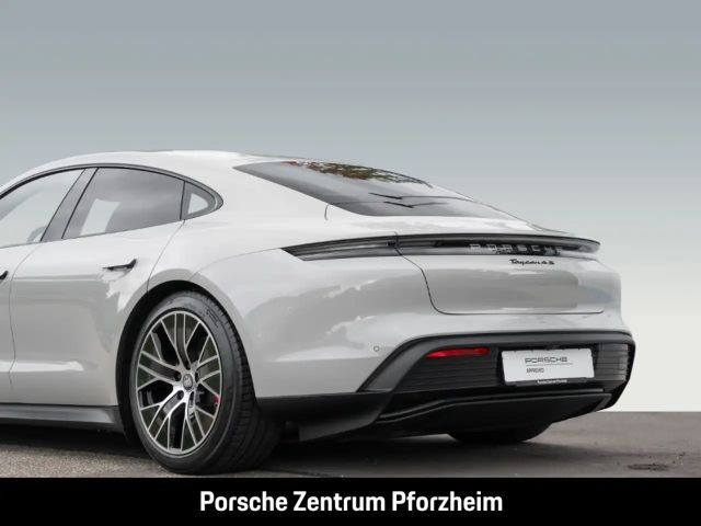 Porsche Taycan 4S