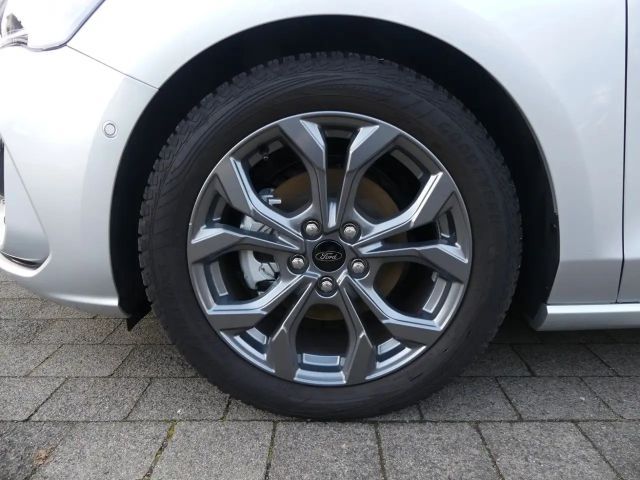 Ford Focus ST Line Wagon