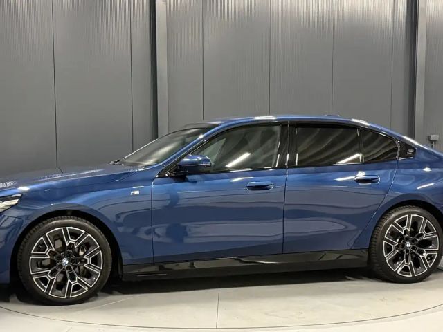 BMW i5 M-Sport Sedan eDrive40