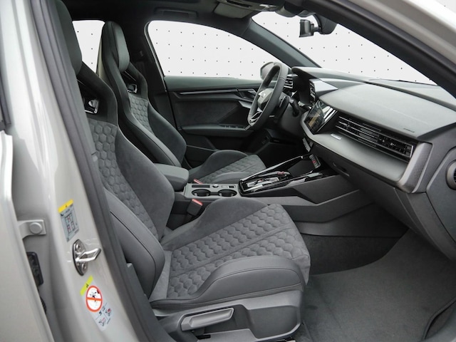 Audi RS3 Quattro S-Tronic Sedan