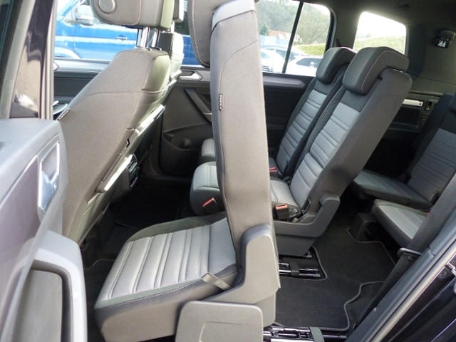 Volkswagen Touran 2.0 TDI DSG R-Line