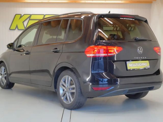 Volkswagen Touran 1.5 TSI DSG