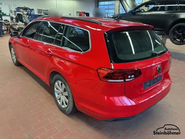 Volkswagen Passat 2.0 TDI Business DSG Variant