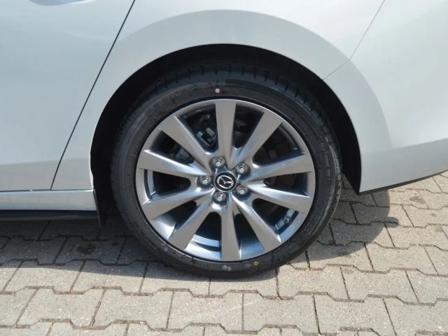 Mazda 3 Exclusive-line
