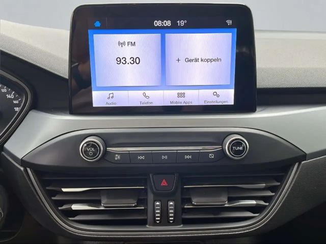 Ford Focus Cool & Connect EcoBoost Wagon