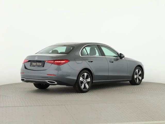 Mercedes-Benz C 200 AVANTGARDE Sedan